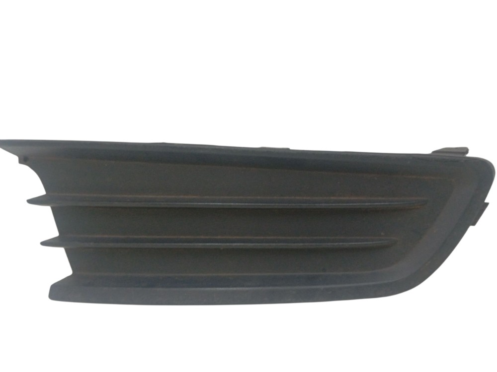 Grade lateral esquerdo para-choque gol voyage G6 2012/15 1