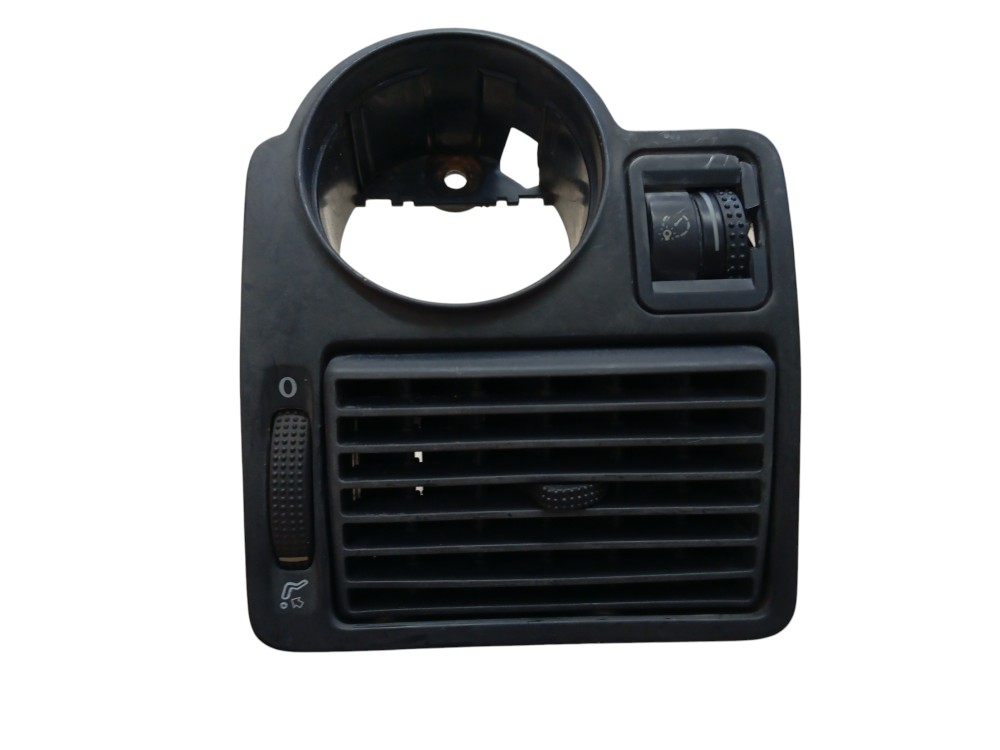 Moldura Difusor De Ar Esquerdo Volkswagen Golf 1999/2005