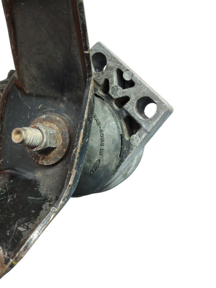 Suporte Coxim Motor Direito Ford Focus 1.8 / 2.0  Ano 00/05 4