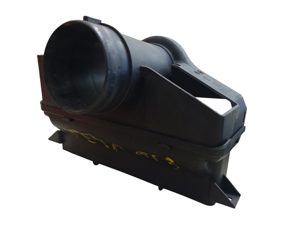 Duto Entrada De Ar Volkswagen Tiguan Passat Jetta 2010 4