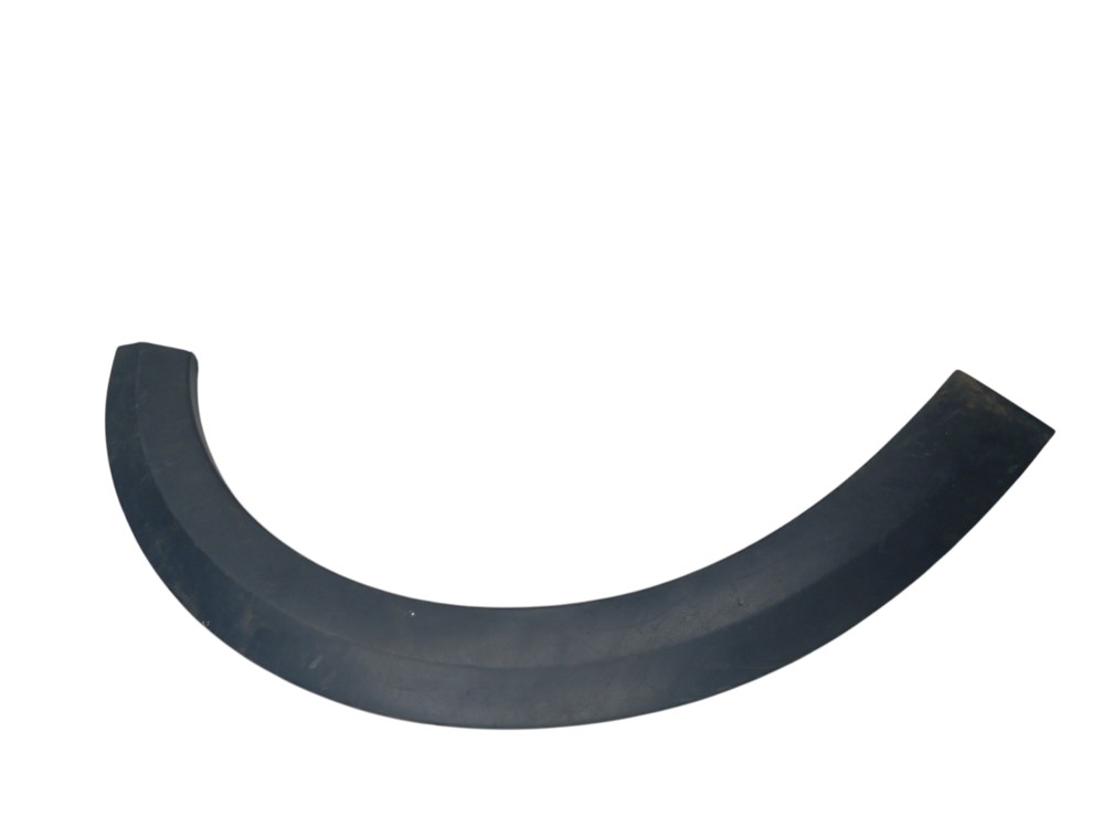 Moldura Do Paralama Dianteiro Direito Vw Saveiro G5 G6 12/15