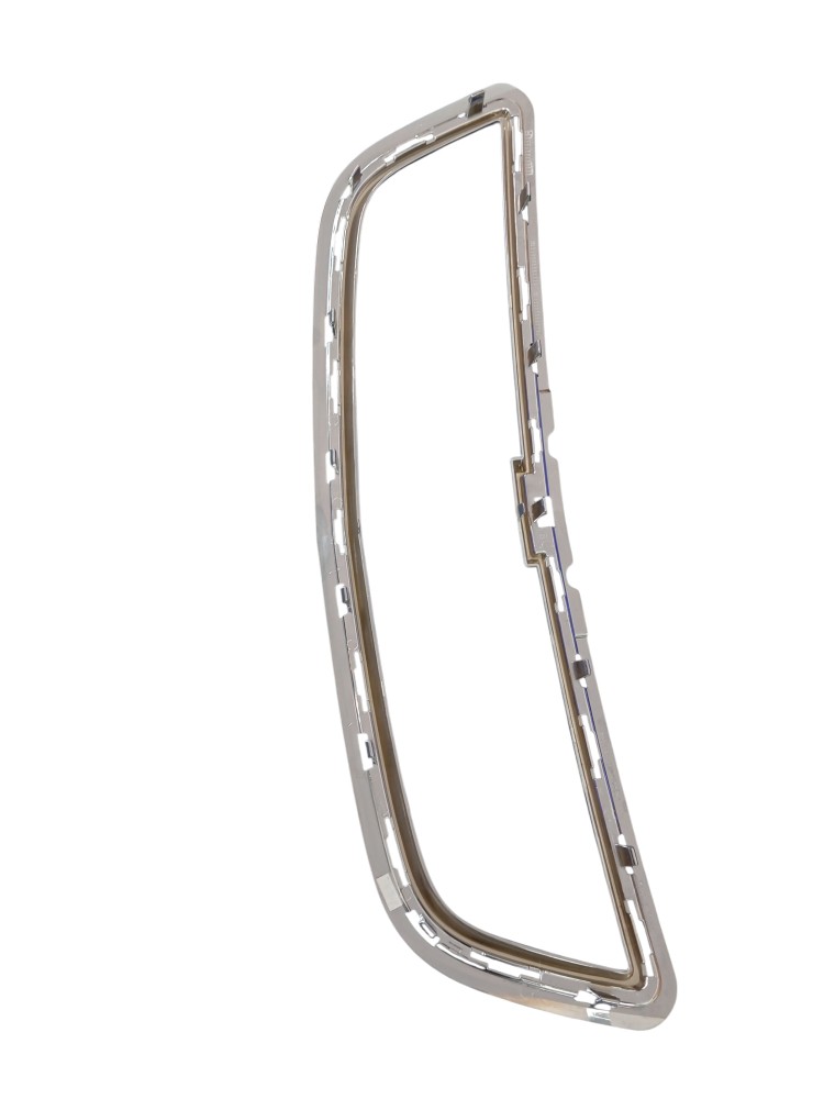 Moldura Cromada Do Para-choque Dianteiro Gm Tracker