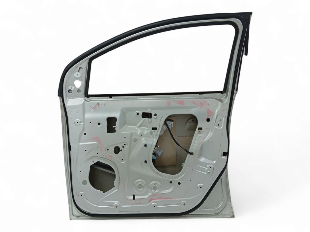 Porta Dianteira L/d Chevrolet Spin 2012 A 2022 C/detalhes Dianteira Direito Prata 4