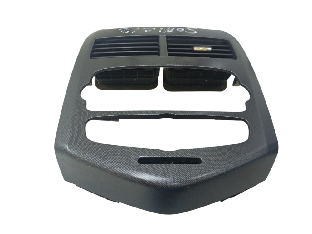Moldura De Ar Difusor Chevrolet Sonic 2011/2012/2013 4