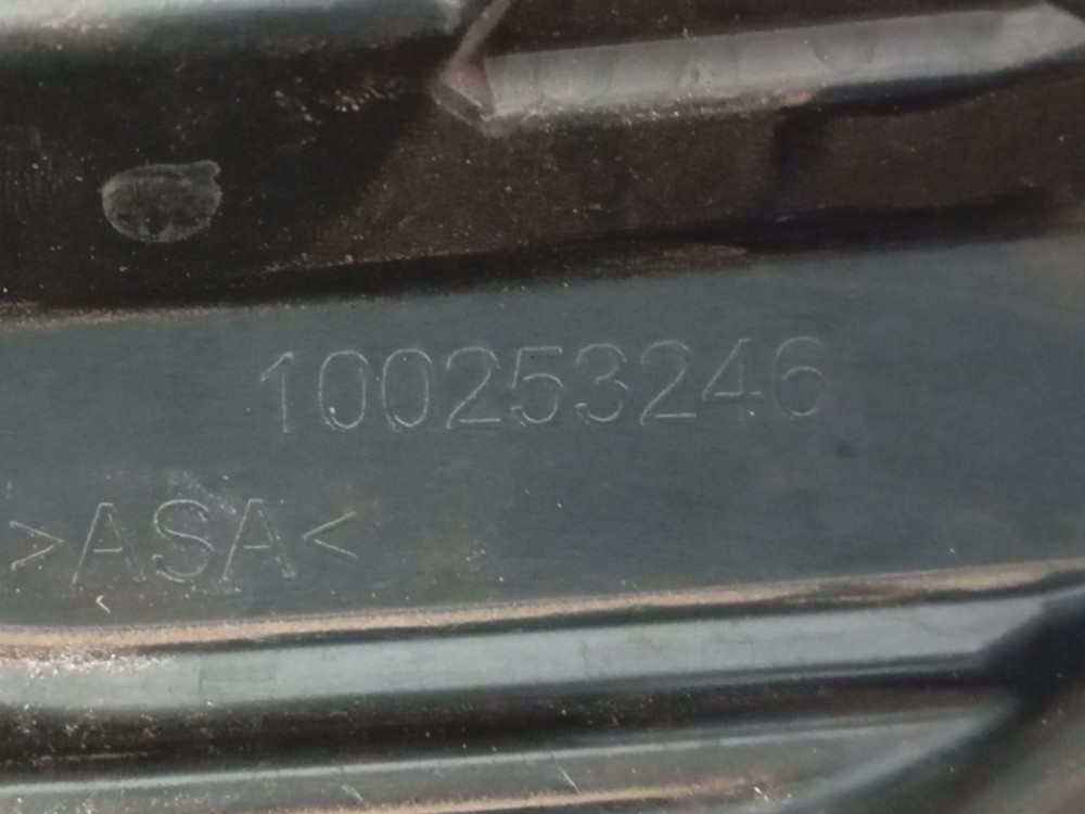 Grade Radiador Fiat Strada 2020 A 2023 Original  Preto 7