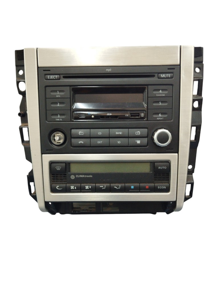Radio C/moldura Original Golf Sportline 2008 A 2013 S/cód