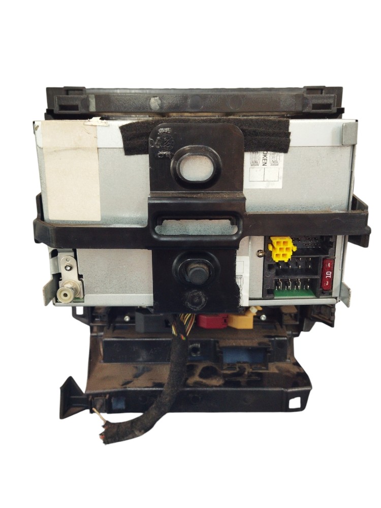 Radio C/moldura Original Golf Sportline 2008 A 2013 S/cód 7