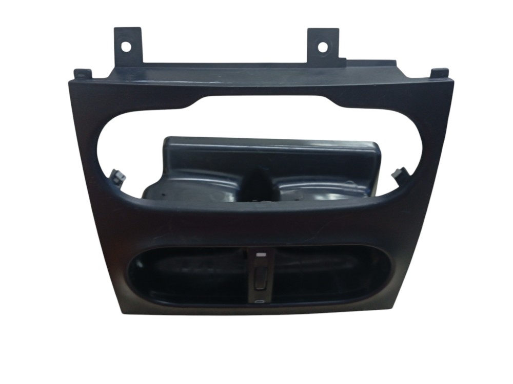 MOLDURA DO PAINEL CENTRAL DIFUSOR DE AR FIAT STRADA 2013/18 3