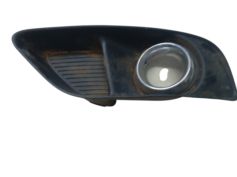 MOLDURA DO FAROL DE MILHA ESQUERDO CHRYSLER 300C 3.6 V6 2012 1