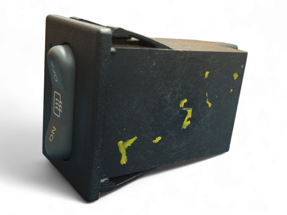 Comando Botao Desembaçador Vidro Traseiro Gm Blazer 95 A 04 5