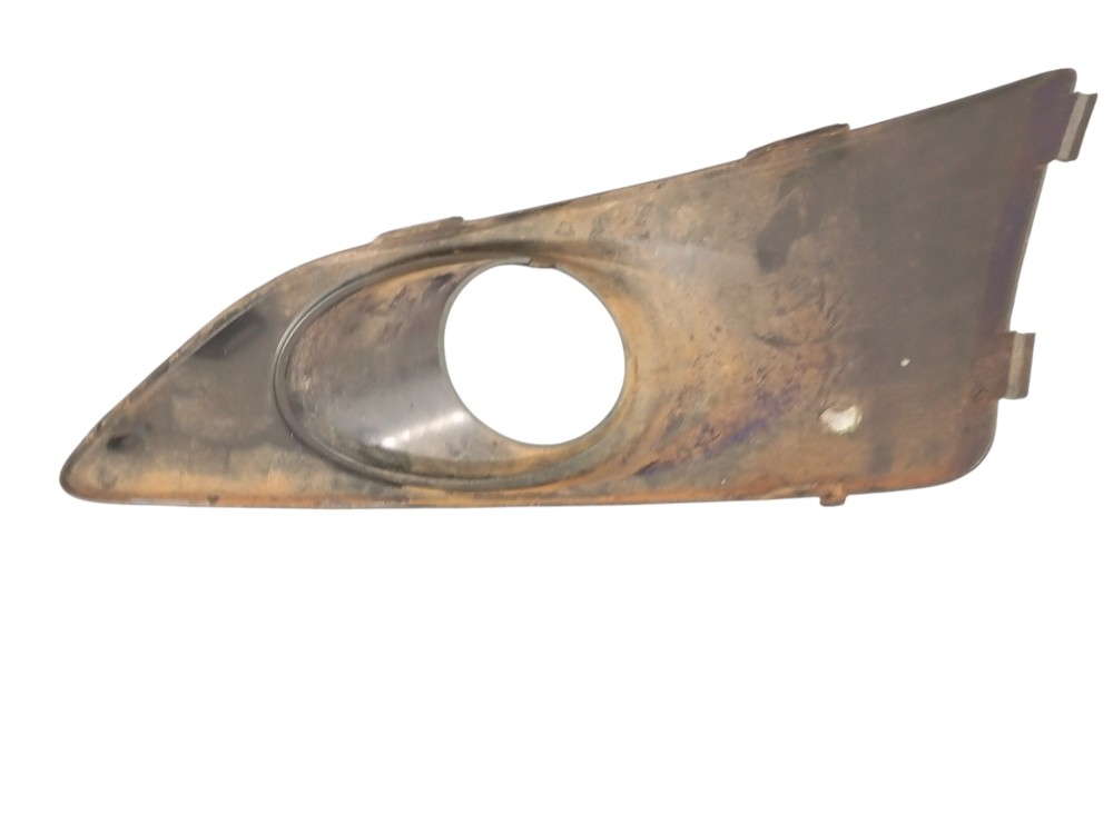 Moldura Farol De Milha L/d Gm Sonic 12 4