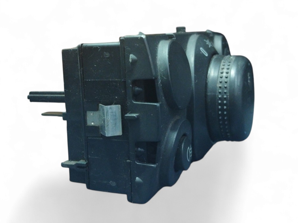 Interruptor Luz Farol Chevrolet Vectra 2006 A 2011 4