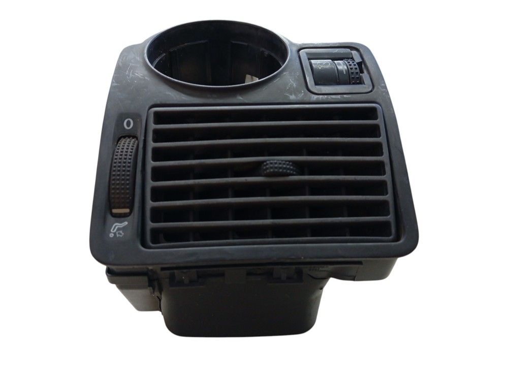 Moldura Difusor De Ar Esquerdo Volkswagen Golf 1999/2005 3