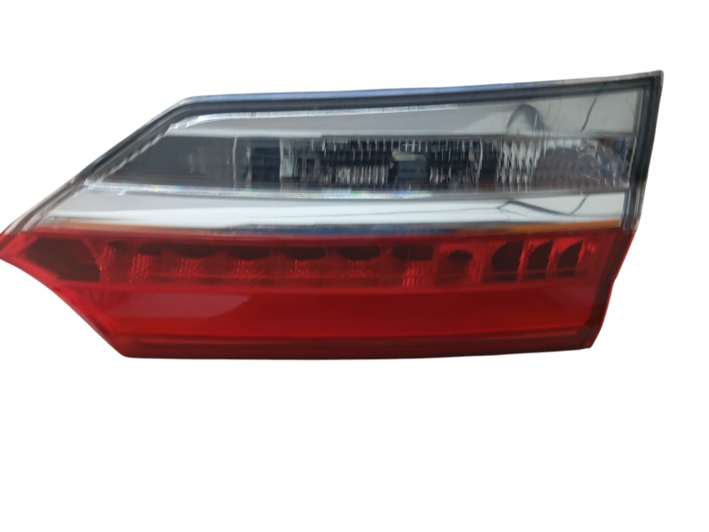 lanterna tampa traseira DIREITA TOYOTA COROLLA 2018/19 1