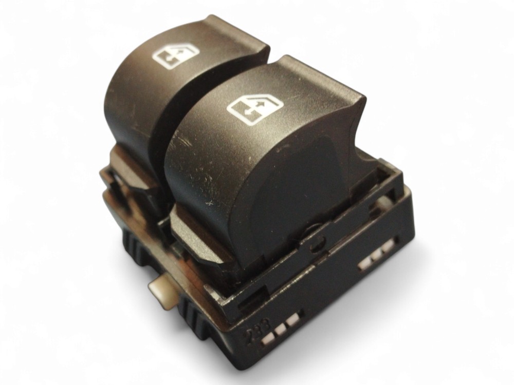 COMANDO BOTAO VIDRO ELETRICO DIANTEIRO L/E FIAT MOBI 2016-20 4