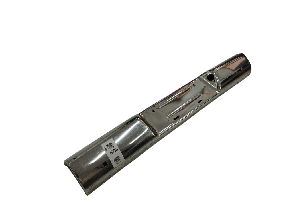 Aplique parachoque traseiro central  GM venaneio 65 a 88 3