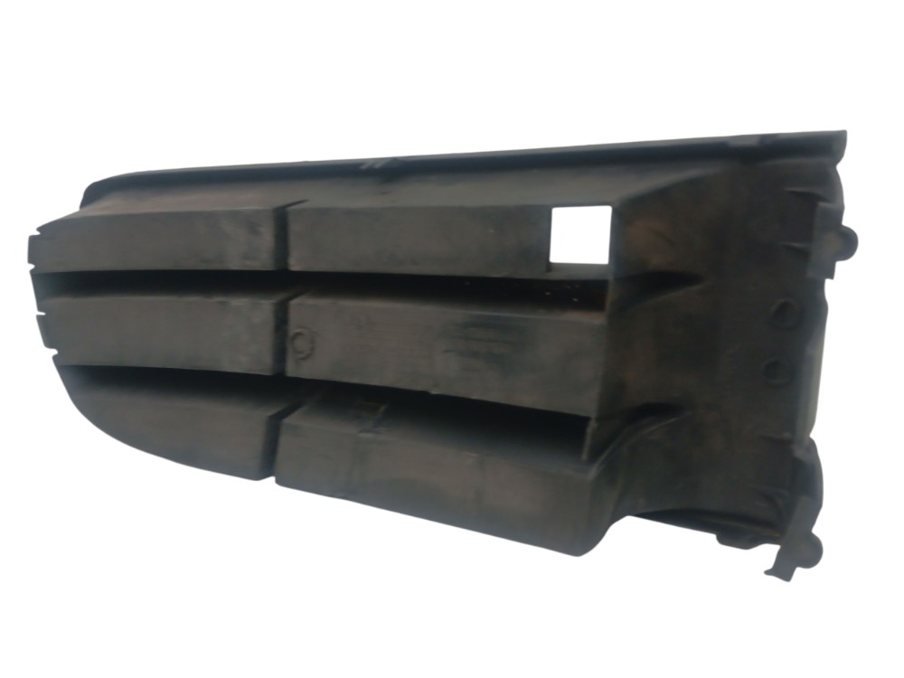 Moldura Farol Milha Esquerdo Vw Polo 2007/12 5