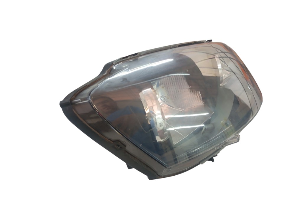 FAROL L/D VOLKSWAGEN FOX 2013 6