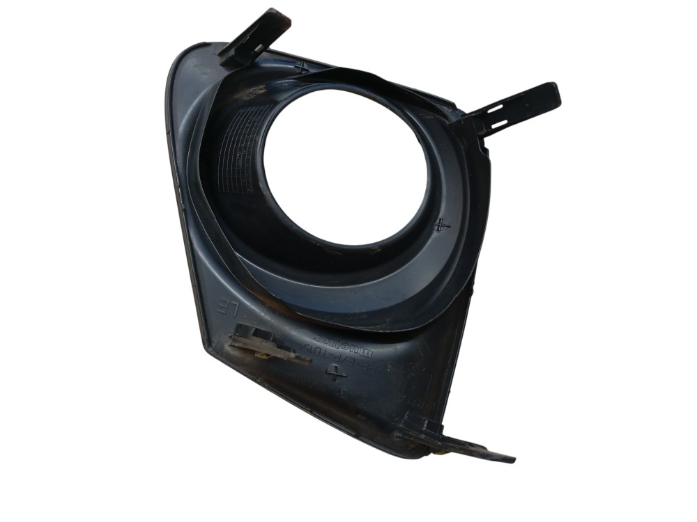 MOLDURA DO FAROL DE MILHA ESQUERDO TOYOTA COROLLA 2012/14 3