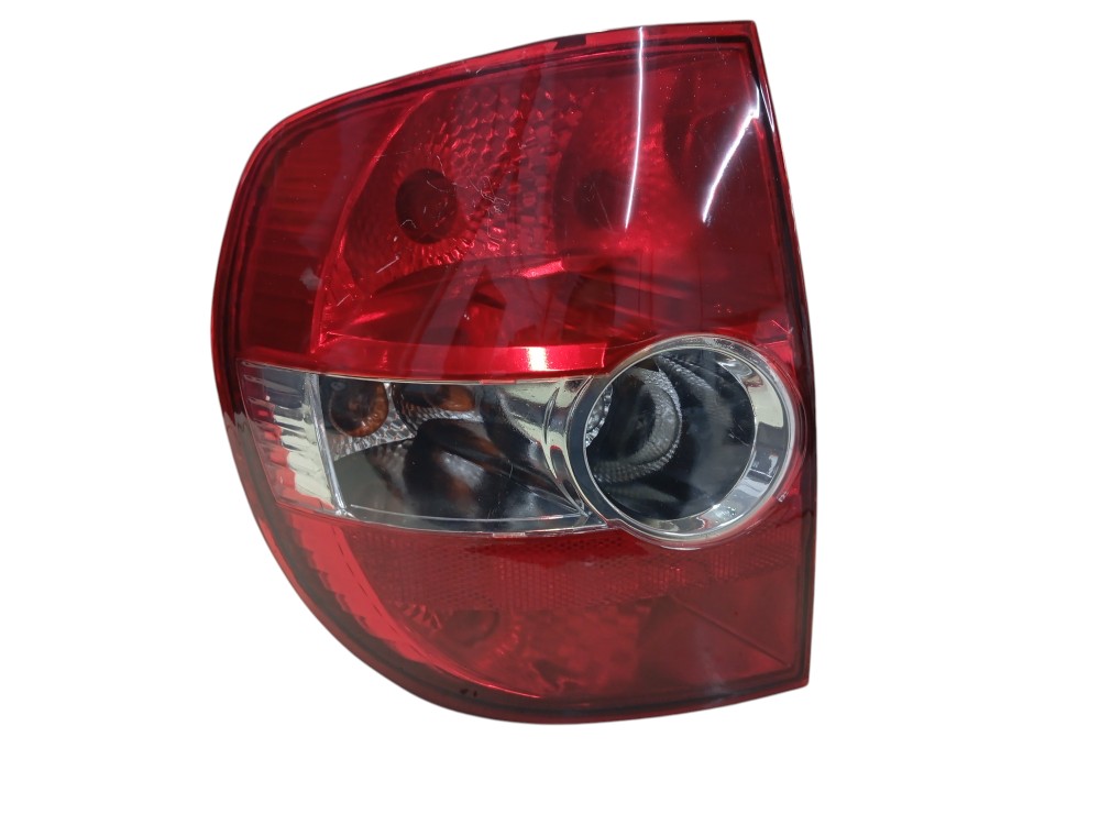 LANTERNA TRASEIRA L/E VW FOX 04/10