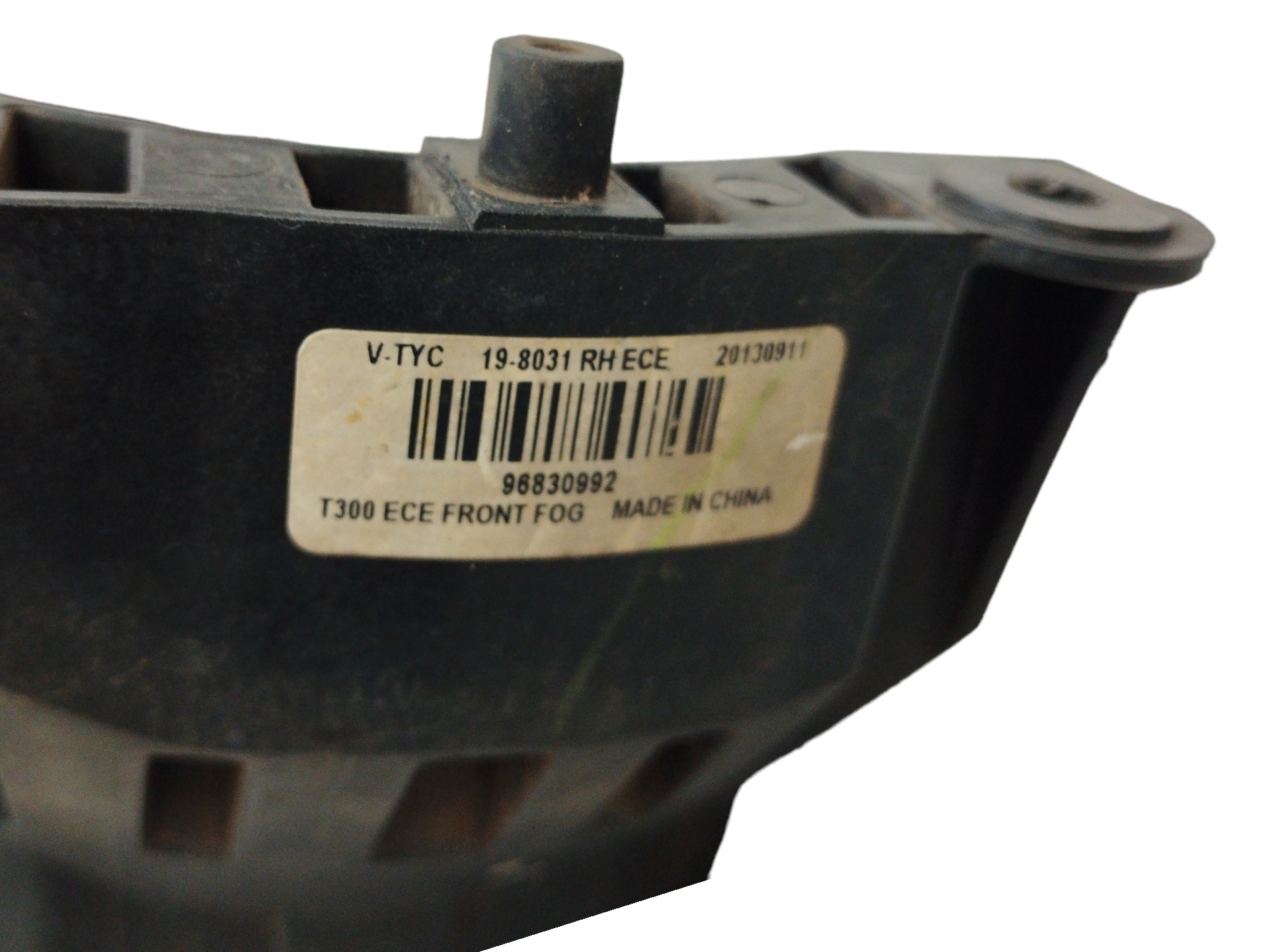 FAROL MILHA L/E COBALT/SONIC 2011 A 2014 ORIGINAL C/DETALHE 4