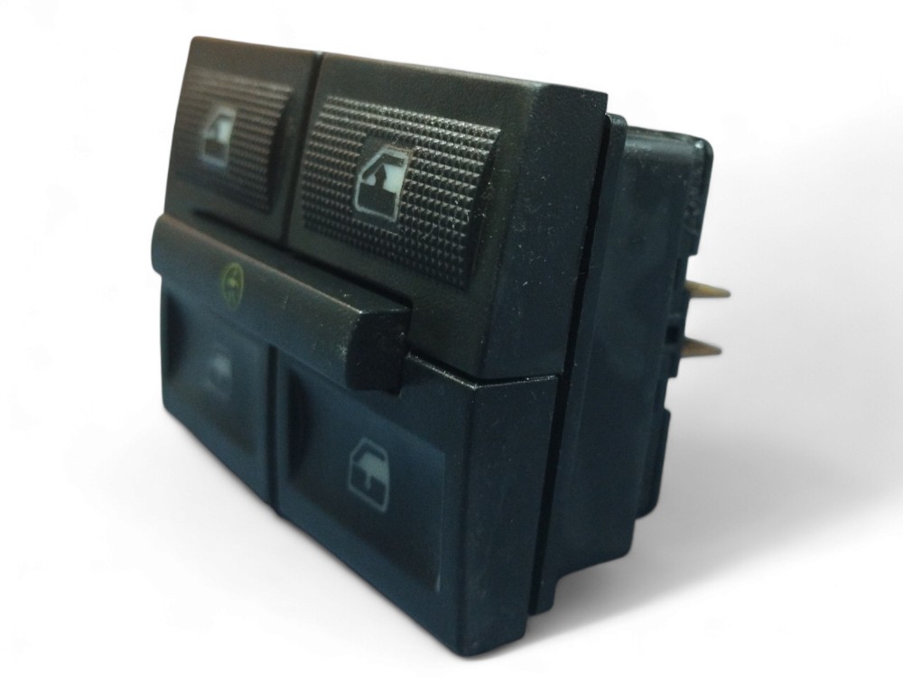 BOTAO VIDRO ELETRICO DINATEIRO L/E SAVEIRO GOL PARATI 01-14 4