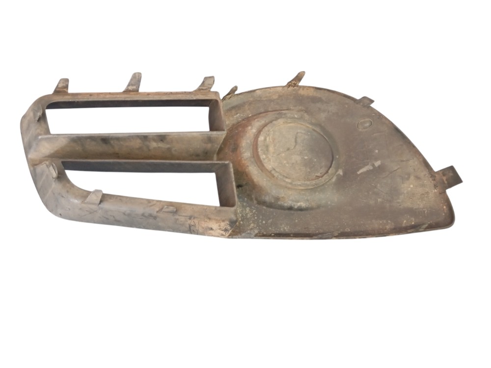 Moldura Do Farol De Milha L/e Gm Montana 11/20 4