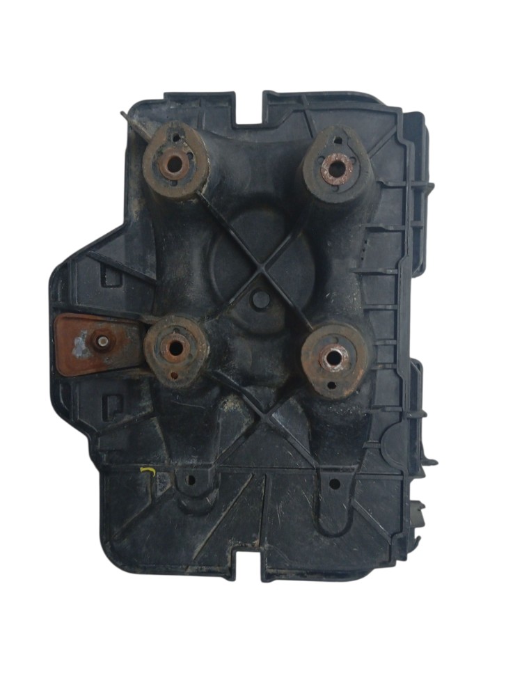 Suporte Caixa Bateria Vw Golf Bora 2000/07