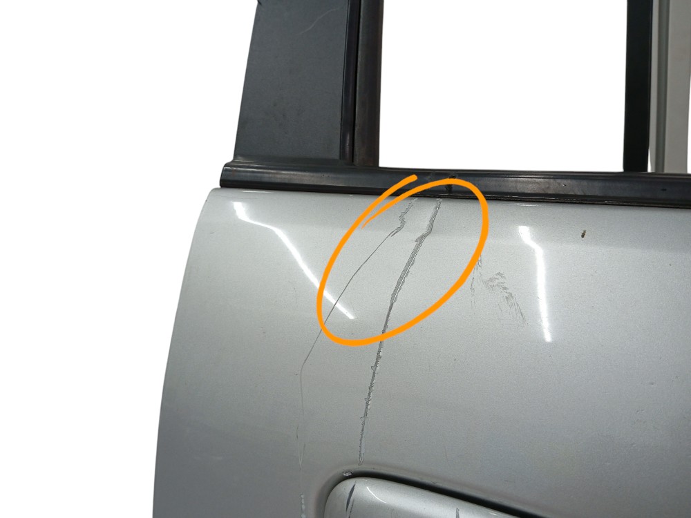 Porta Dianteira L/d Chevrolet Spin 2012 A 2022 C/detalhes Dianteira Direito Prata 9