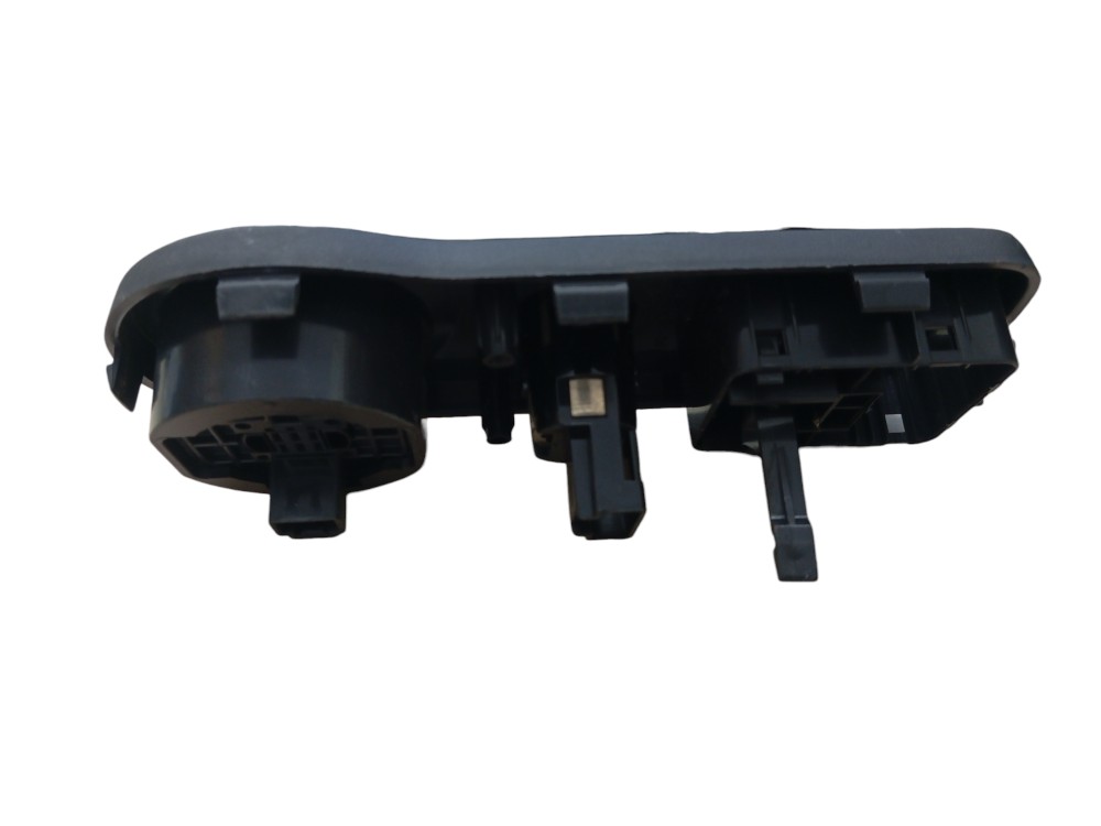 Botão Do Comando De Tração E Estabilidade 4×4 Renault Duster 4