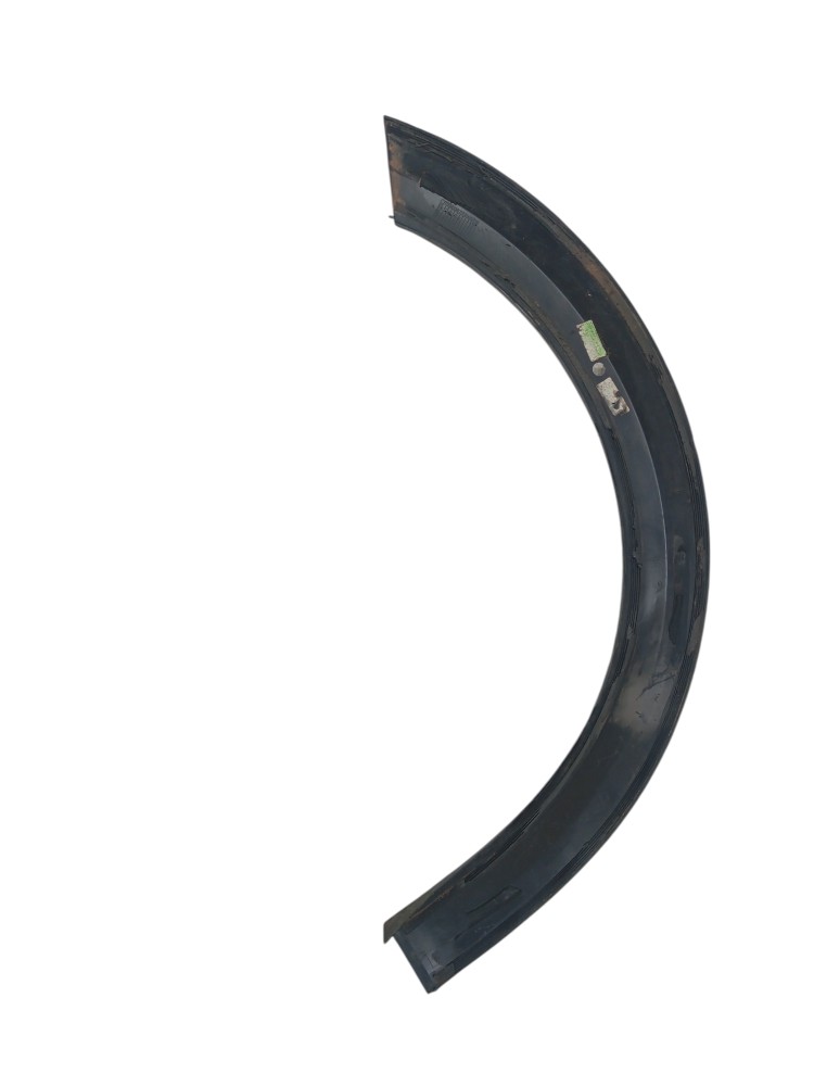 Moldura Do Paralama Dianteiro Direito Vw Saveiro G5 G6 12/15 6