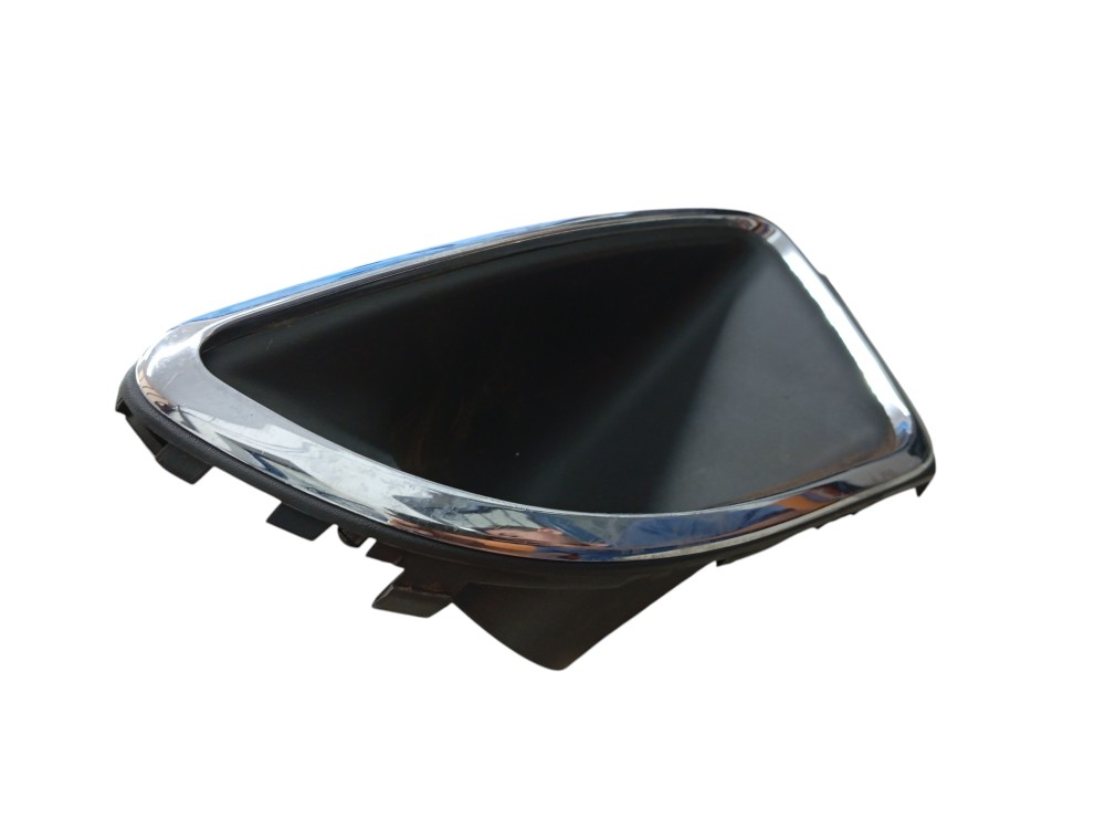 MOLDURA FAROL DE MILHA DIREITO FIAT SIENA 2013/16 6