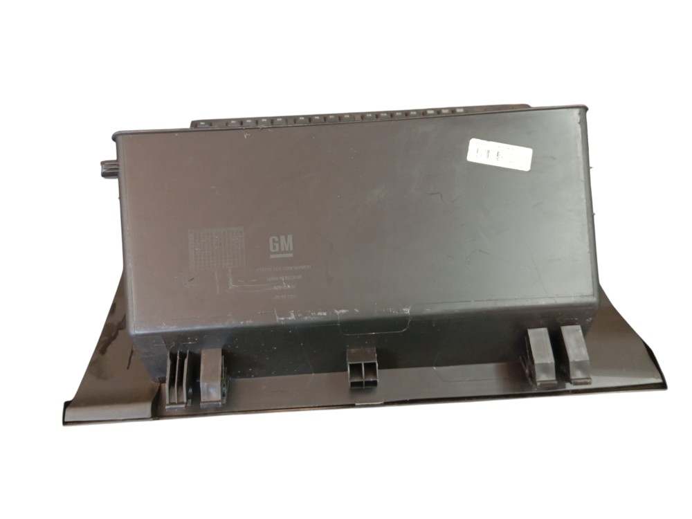 PORTA LUVAS GM ONIX 2020 A 2025 3