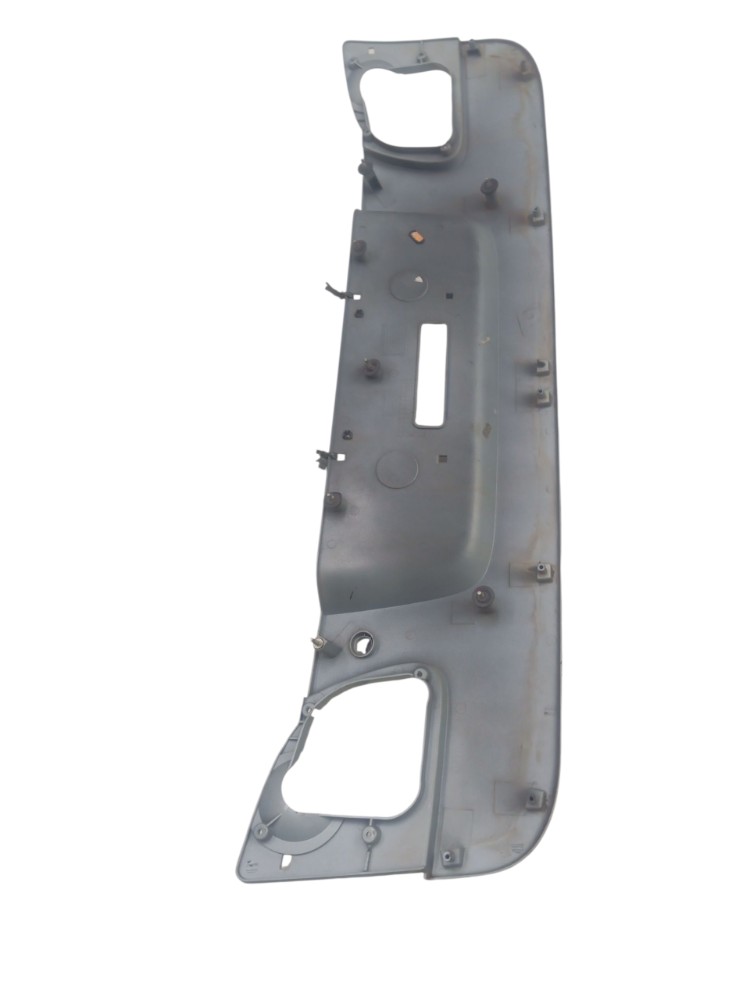 Moldura aplique Tampa traseira corsa classic 2012/2015 5