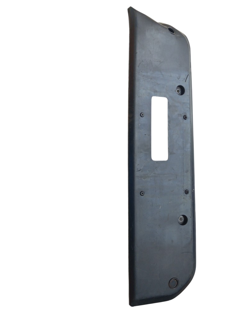 SUPORTE MOLDURA PLACA TRASEIRA FIAT STRADA WORKING 2014/20 2