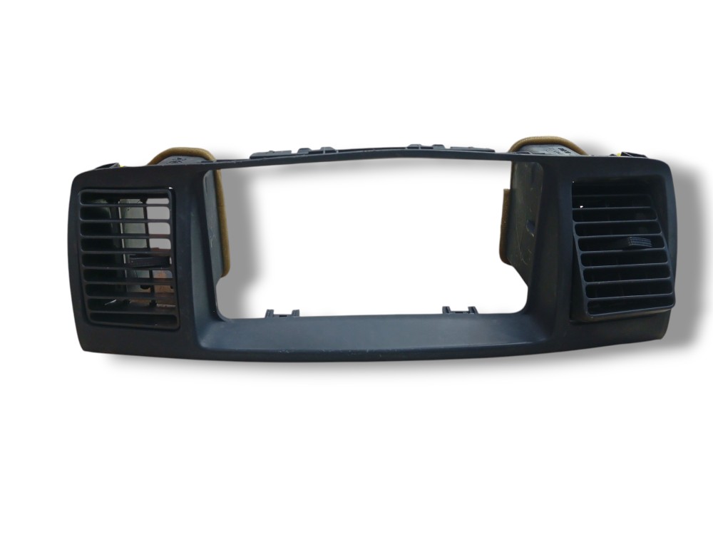 Moldura Central Com Difusor De Ar Toyota Corolla 2005/08 3