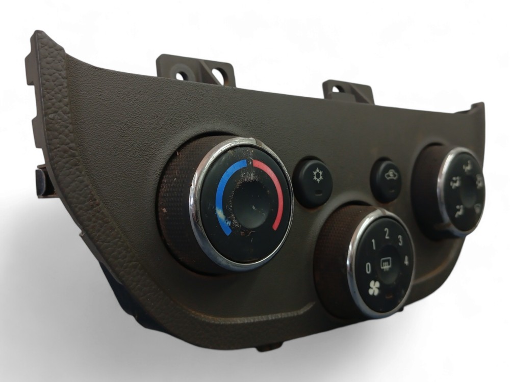 Comando Ar Condicionado Chevrolet Spin 2013 A 2016 Original 3