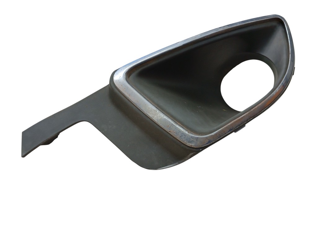 MOLDURA FAROL DE MILHA FIAT SIENA 
2012/13 L/E 3