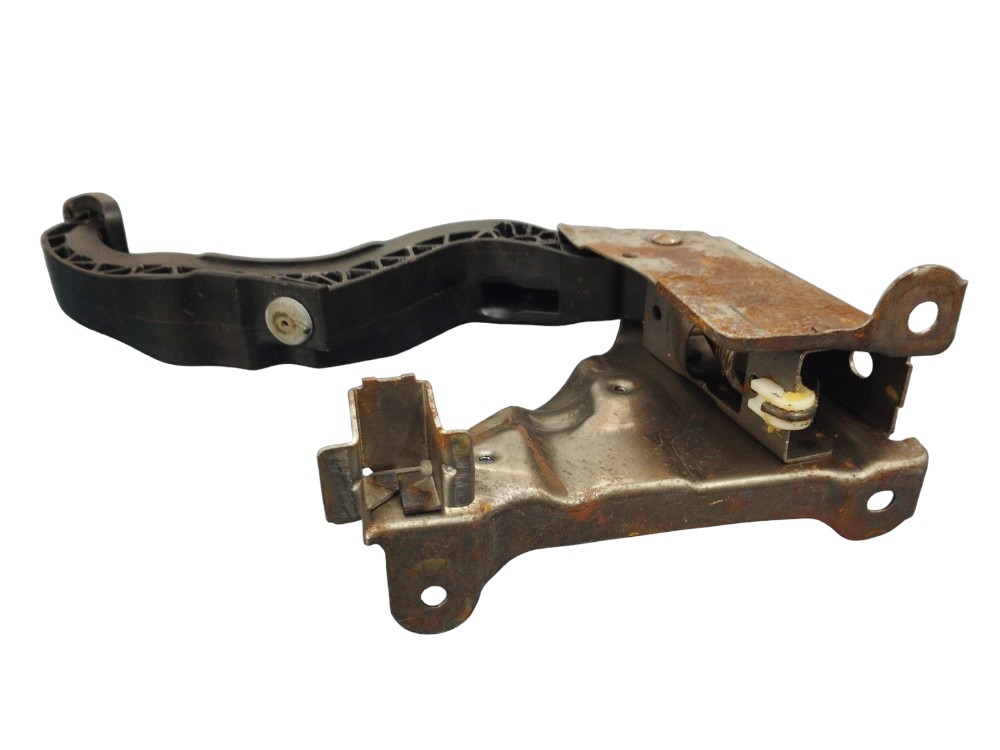 Pedal Embreagem Vw Up Tsi 2018 A 2020 Original.  Usado 3