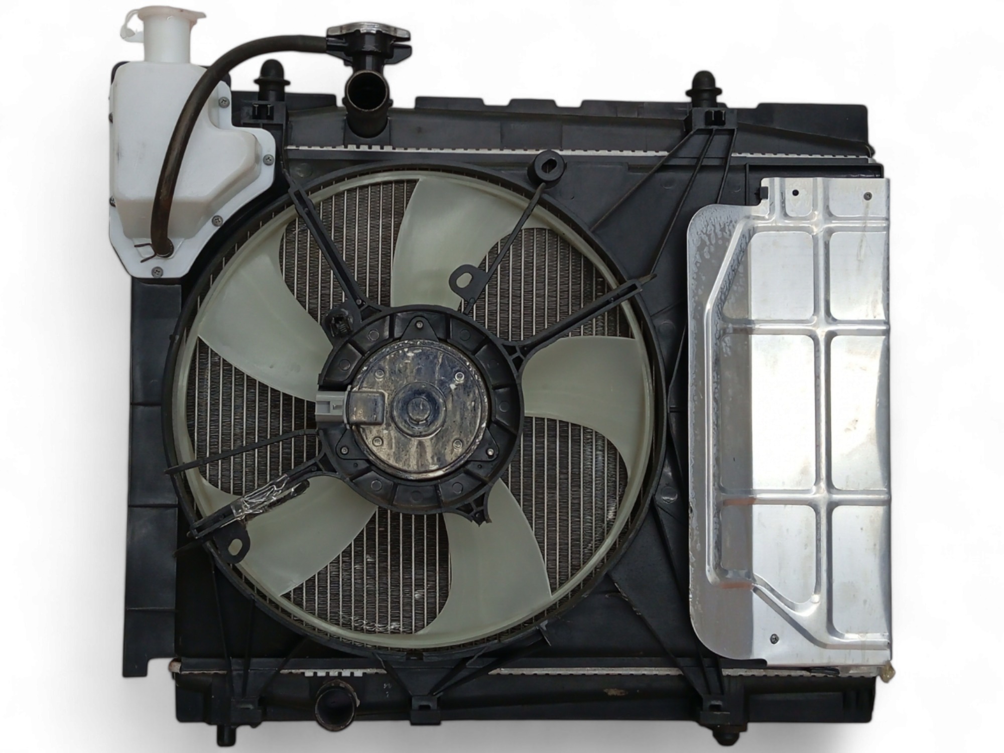 KIT RADIADOR TOYOTA ETIOS – COM 2 MAÇANETAS 5