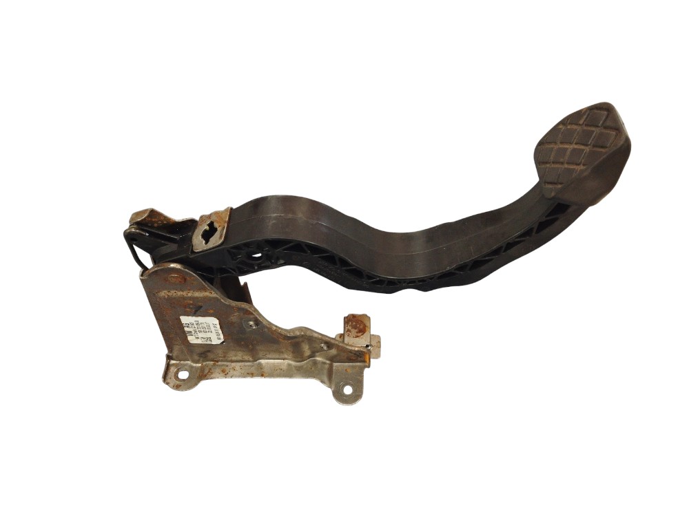 Pedal Embreagem Vw Up Tsi 2018 A 2020 Original.  Usado 1