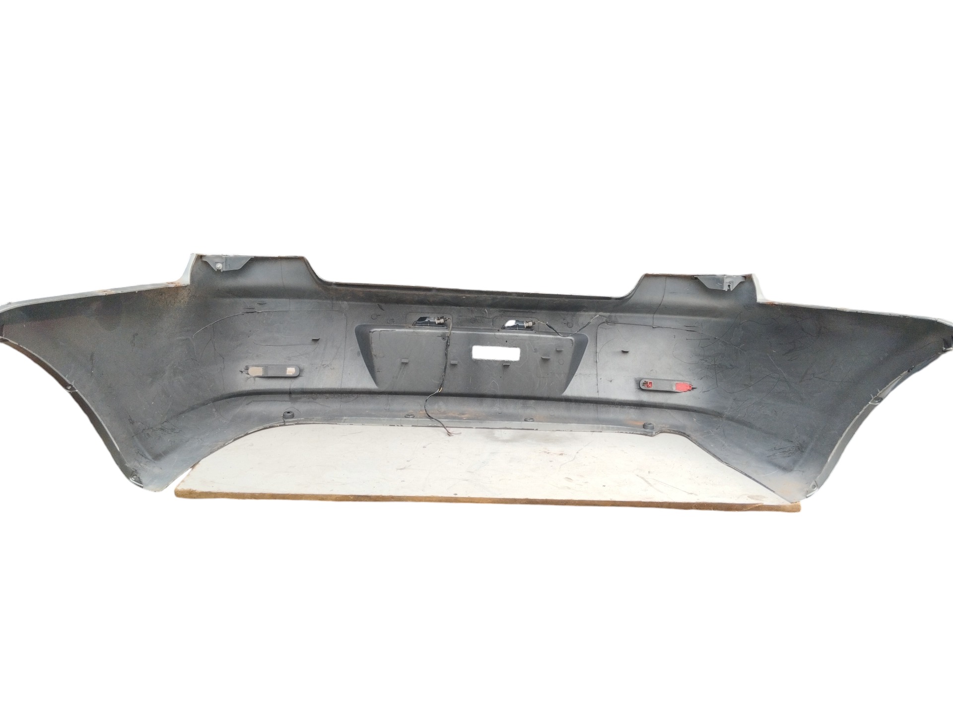 PARACHOQUE TRASEIRO FIAT SIENA 2008/10 ORIGINAL C/DETALHE 2