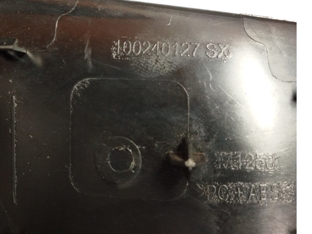 Acabamento Forro De Porta Dianteira L/e Fiat Cronos 5