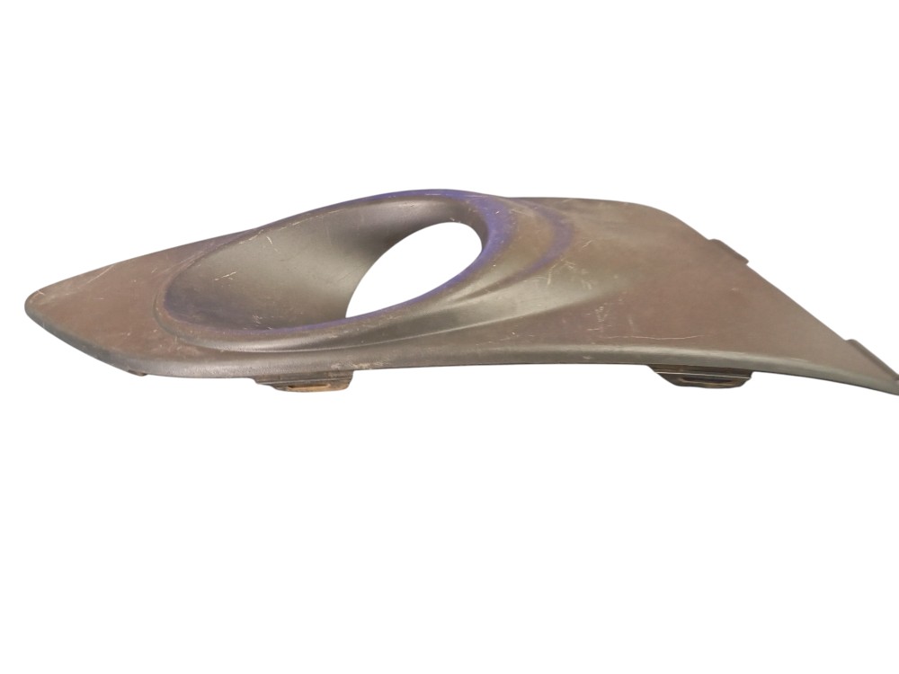 Moldura Farol De Milha L/d Gm Sonic 12 5