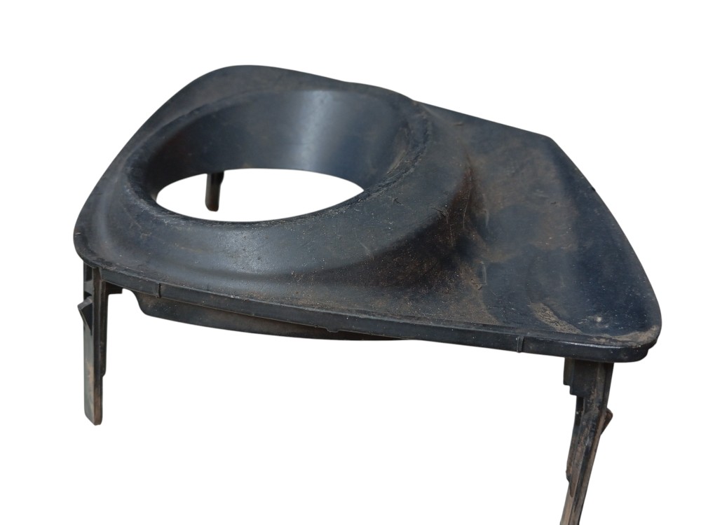 MOLDURA DO FAROL DE MILHA ESQUERDO TOYOTA COROLLA 2012/14 2