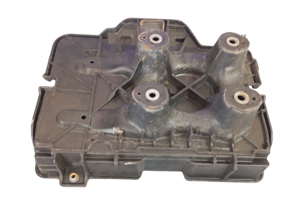 Suporte De Bateria Vw Golf Bora Jetta 2