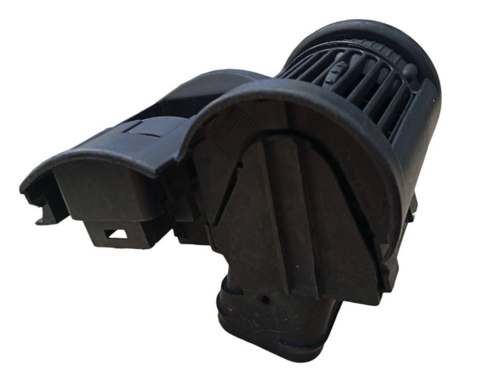 Moldura Do Difusor De Ar L/e Chevrolet Corsa 5