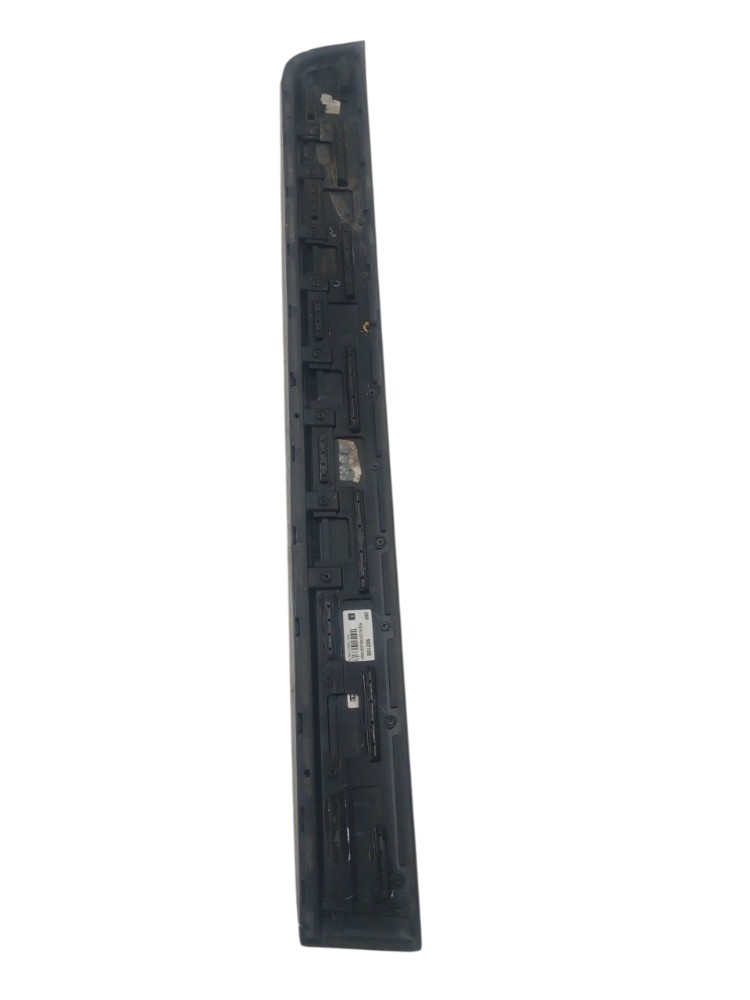 Moldura Friso porta Direita Vw Saveiro Cross 2020 4