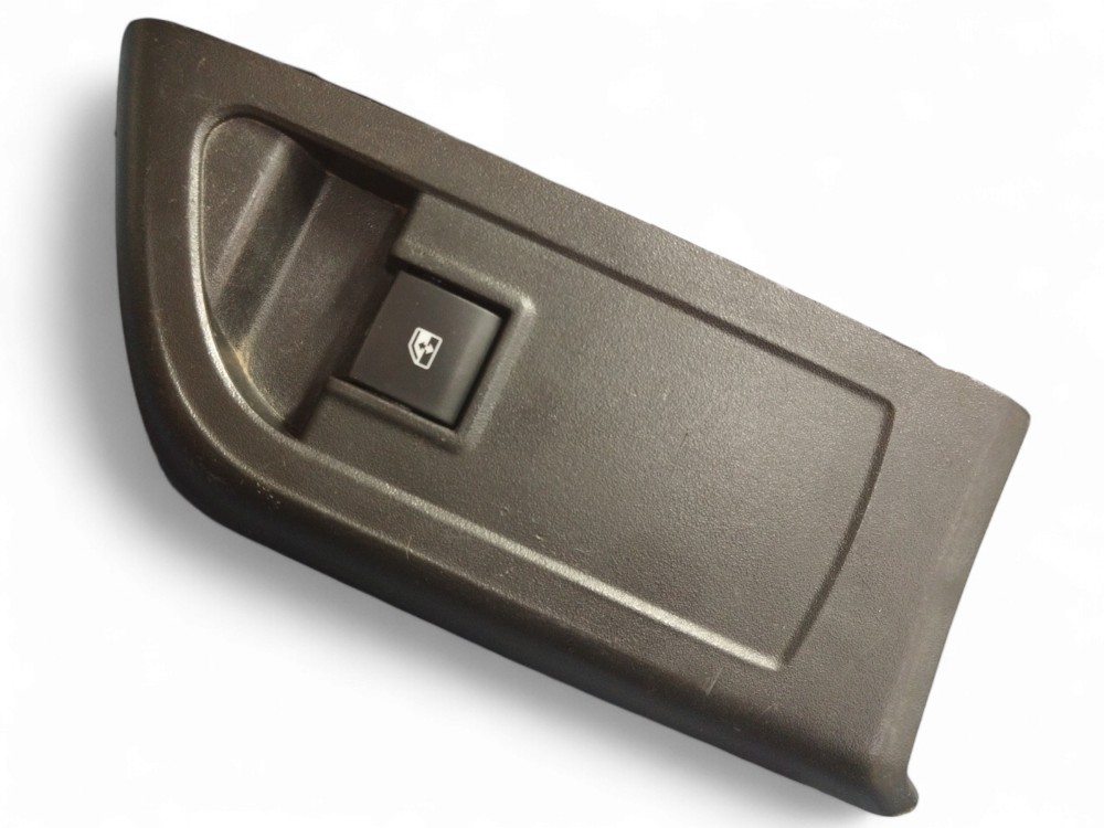 MOLDURA BOTAO VIDRO ELETRICO DIANTEIRO L/D ONIX PRISMA 19-23 2