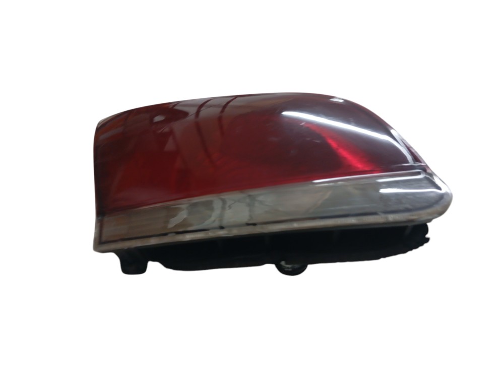 LANTERNA TRASEIRA TAMPA ESQUERDA FIAT SIENA 2008/16 3